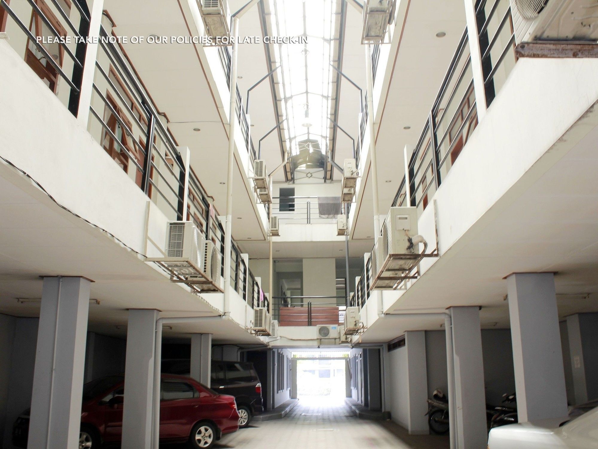 Zen Rooms Cipedes Tengah Bandung Exterior photo